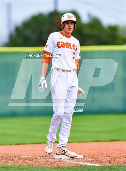 Thumbnail 2 in McAllen vs. Eagle Pass photogallery.