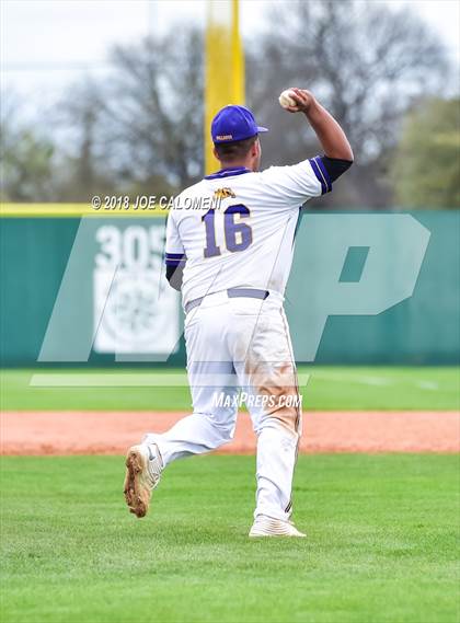 Thumbnail 3 in McAllen vs. Eagle Pass photogallery.