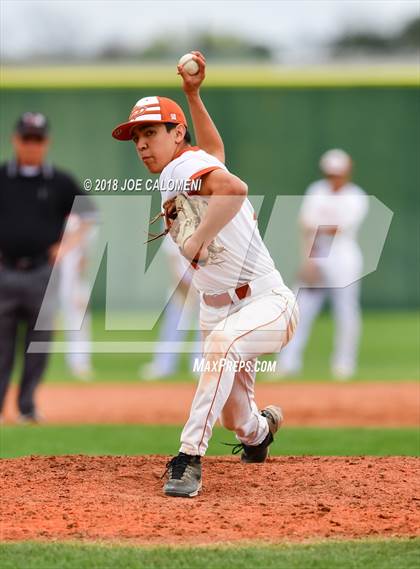 Thumbnail 1 in McAllen vs. Eagle Pass photogallery.