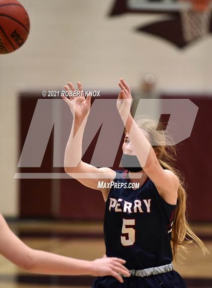 Thumbnail 2 in Perry @ Hamilton photogallery.