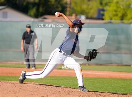 Thumbnail 1 in Cactus Shadows @ McClintock photogallery.