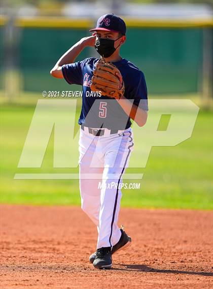 Thumbnail 2 in Cactus Shadows @ McClintock photogallery.