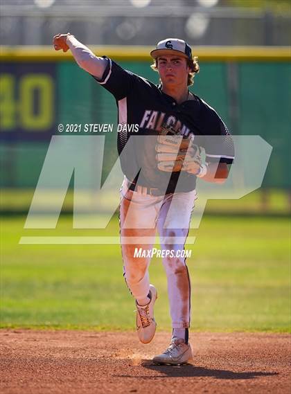 Thumbnail 2 in Cactus Shadows @ McClintock photogallery.