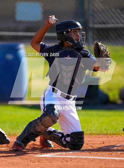 Thumbnail 2 in Cactus Shadows @ McClintock photogallery.