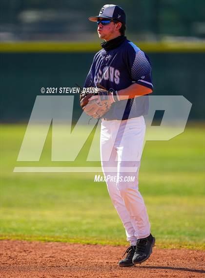 Thumbnail 3 in Cactus Shadows @ McClintock photogallery.