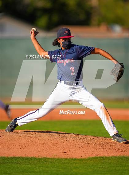 Thumbnail 1 in Cactus Shadows @ McClintock photogallery.