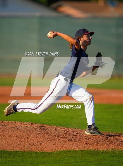 Thumbnail 2 in Cactus Shadows @ McClintock photogallery.