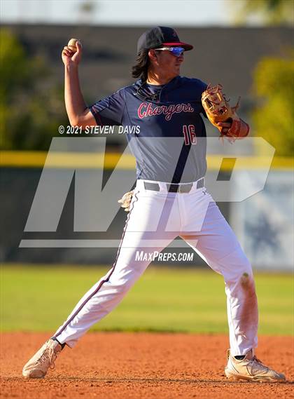 Thumbnail 2 in Cactus Shadows @ McClintock photogallery.