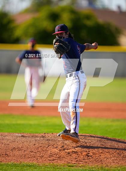 Thumbnail 1 in Cactus Shadows @ McClintock photogallery.