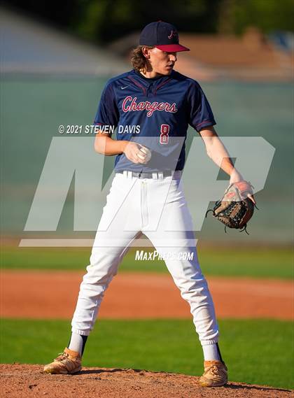 Thumbnail 2 in Cactus Shadows @ McClintock photogallery.