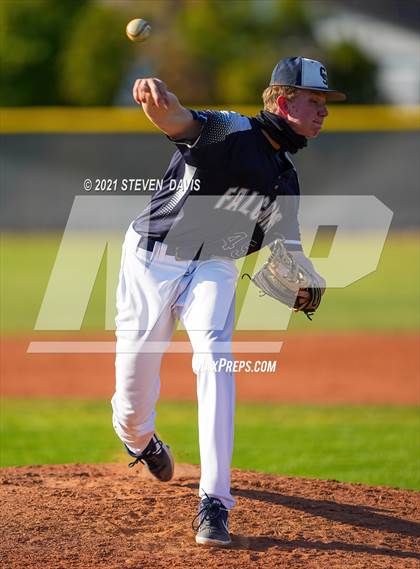 Thumbnail 1 in Cactus Shadows @ McClintock photogallery.