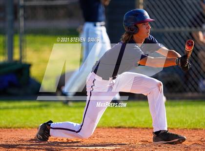 Thumbnail 1 in Cactus Shadows @ McClintock photogallery.