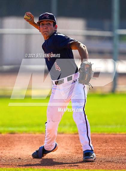 Thumbnail 3 in Cactus Shadows @ McClintock photogallery.