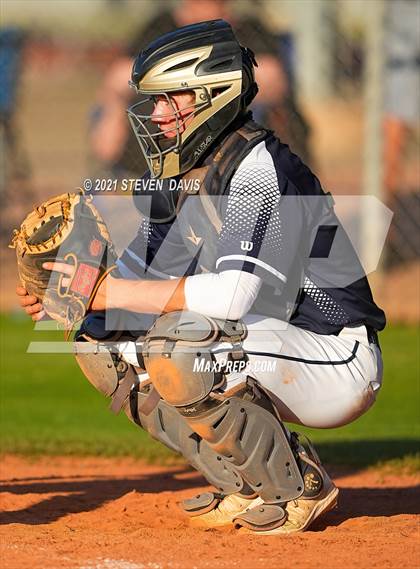 Thumbnail 2 in Cactus Shadows @ McClintock photogallery.