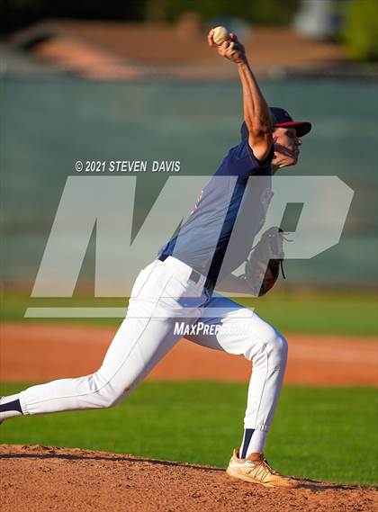 Thumbnail 1 in Cactus Shadows @ McClintock photogallery.