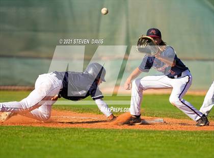 Thumbnail 3 in Cactus Shadows @ McClintock photogallery.