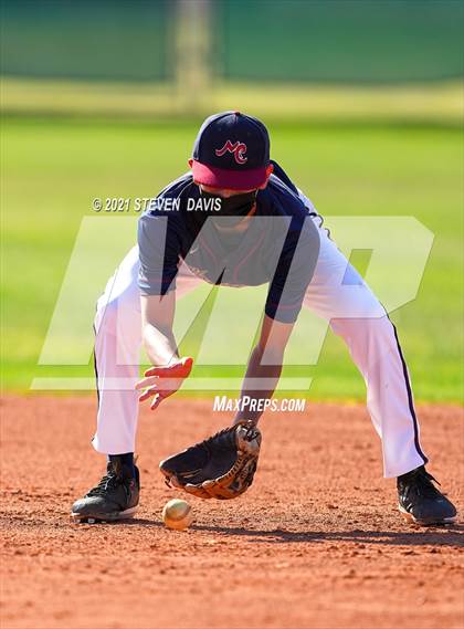Thumbnail 3 in Cactus Shadows @ McClintock photogallery.