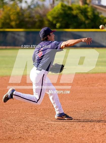 Thumbnail 1 in Cactus Shadows @ McClintock photogallery.