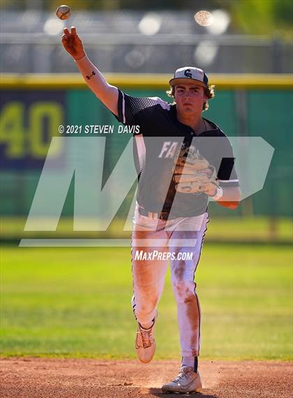 Thumbnail 3 in Cactus Shadows @ McClintock photogallery.