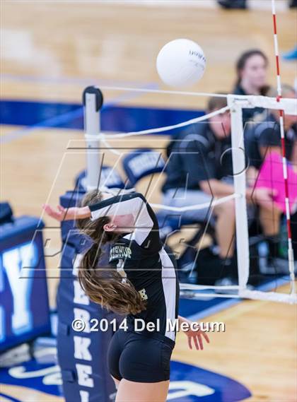 Thumbnail 2 in Mercy vs. Bishop Moore (Berkeley Premier) photogallery.