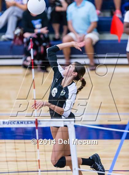 Thumbnail 3 in Mercy vs. Bishop Moore (Berkeley Premier) photogallery.