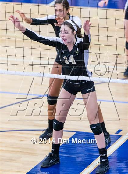 Thumbnail 2 in Mercy vs. Bishop Moore (Berkeley Premier) photogallery.