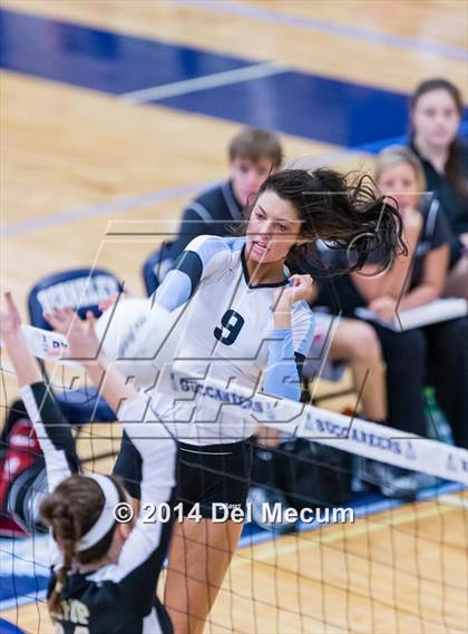 Thumbnail 3 in Mercy vs. Bishop Moore (Berkeley Premier) photogallery.