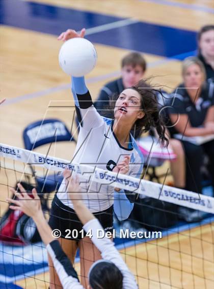 Thumbnail 3 in Mercy vs. Bishop Moore (Berkeley Premier) photogallery.