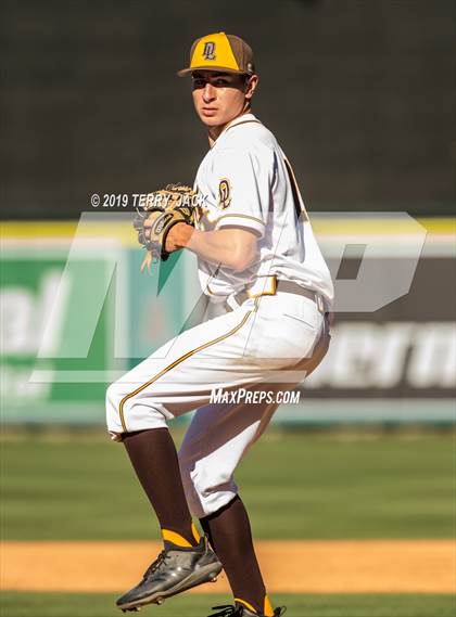 Thumbnail 2 in Don Lugo @ Canyon photogallery.