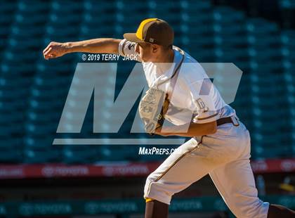 Thumbnail 2 in Don Lugo @ Canyon photogallery.