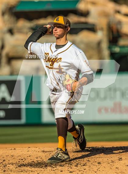 Thumbnail 3 in Don Lugo @ Canyon photogallery.