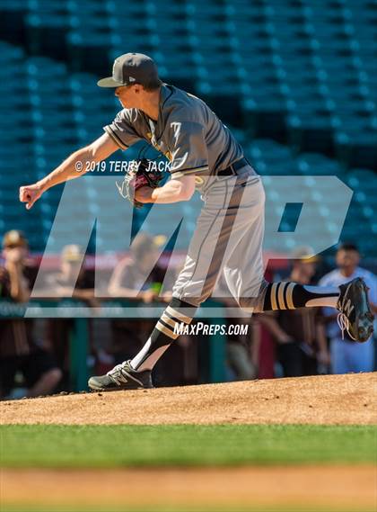 Thumbnail 2 in Don Lugo @ Canyon photogallery.