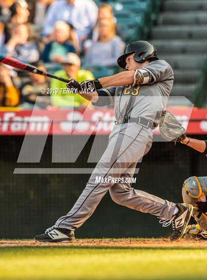 Thumbnail 3 in Don Lugo @ Canyon photogallery.