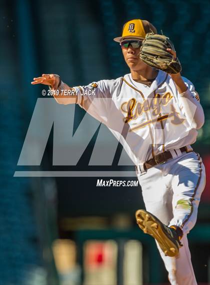 Thumbnail 3 in Don Lugo @ Canyon photogallery.