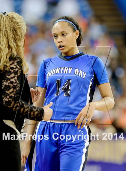 Thumbnail 2 in Pinewood vs. La Jolla Country Day (CIF D5 State Final) photogallery.