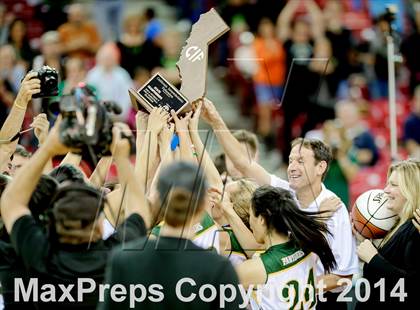 Thumbnail 3 in Pinewood vs. La Jolla Country Day (CIF D5 State Final) photogallery.