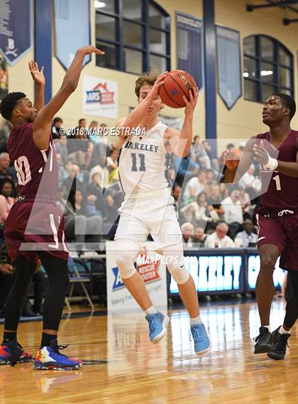 Thumbnail 3 in Berkeley Prep vs West Oaks photogallery.