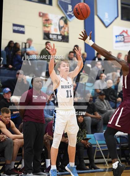 Thumbnail 2 in Berkeley Prep vs West Oaks photogallery.