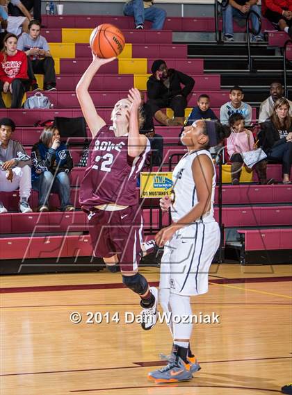 Thumbnail 2 in Bowie vs. Prestonwood Christian (Fantasy of Lights) photogallery.