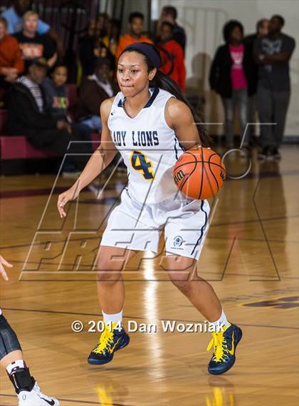 Thumbnail 1 in Bowie vs. Prestonwood Christian (Fantasy of Lights) photogallery.