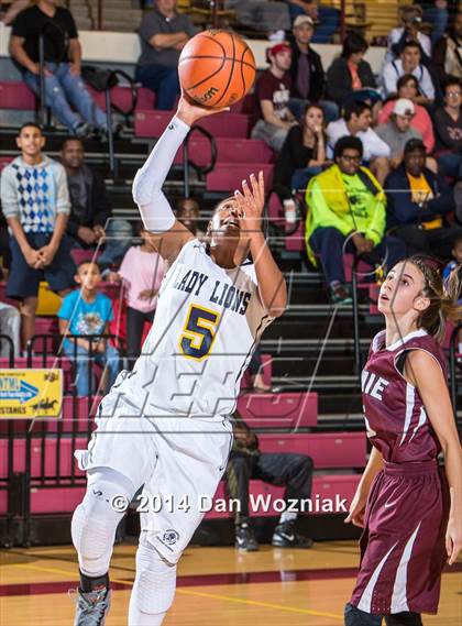 Thumbnail 3 in Bowie vs. Prestonwood Christian (Fantasy of Lights) photogallery.