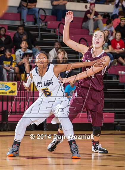 Thumbnail 1 in Bowie vs. Prestonwood Christian (Fantasy of Lights) photogallery.
