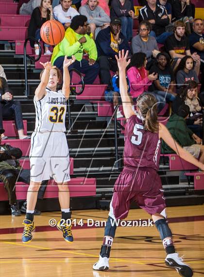 Thumbnail 3 in Bowie vs. Prestonwood Christian (Fantasy of Lights) photogallery.