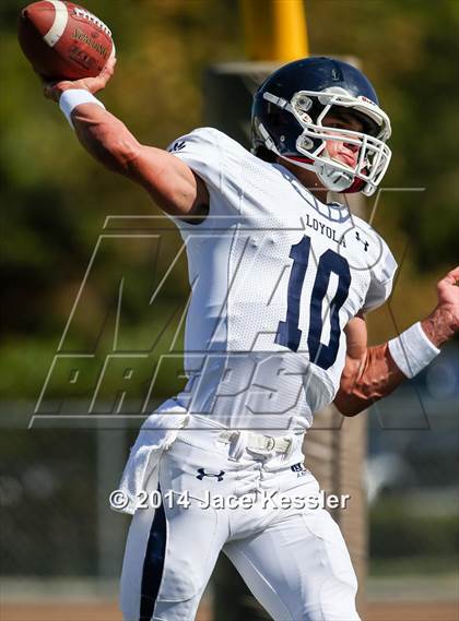 Thumbnail 1 in Loyola @ Crespi photogallery.