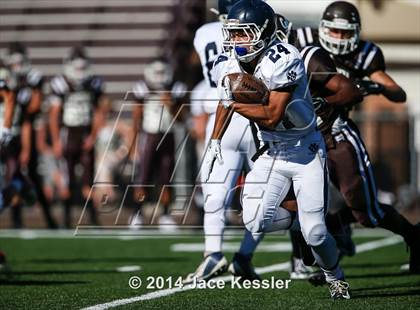 Thumbnail 2 in Loyola @ Crespi photogallery.