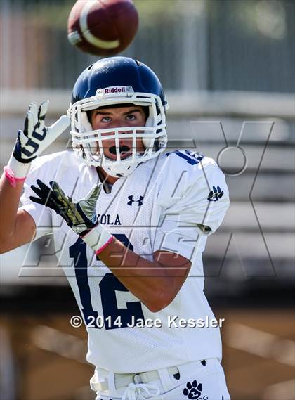 Thumbnail 2 in Loyola @ Crespi photogallery.