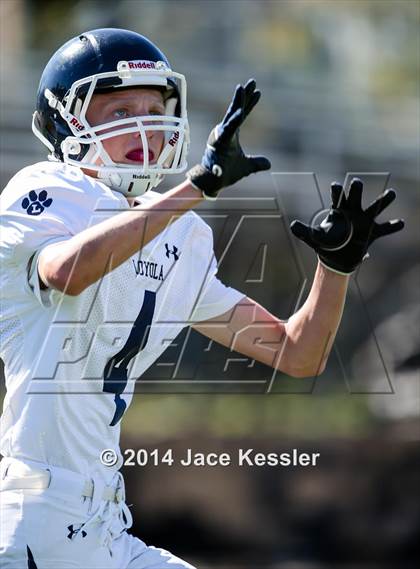 Thumbnail 3 in Loyola @ Crespi photogallery.