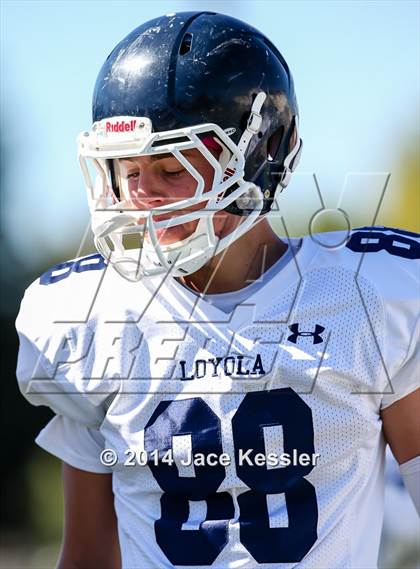 Thumbnail 2 in Loyola @ Crespi photogallery.
