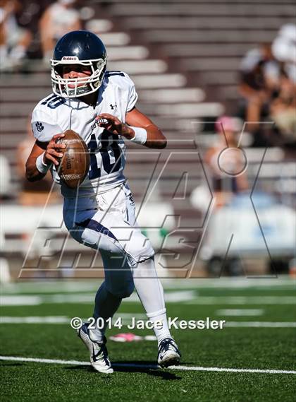 Thumbnail 2 in Loyola @ Crespi photogallery.
