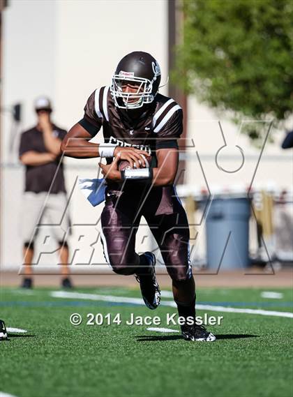 Thumbnail 3 in Loyola @ Crespi photogallery.
